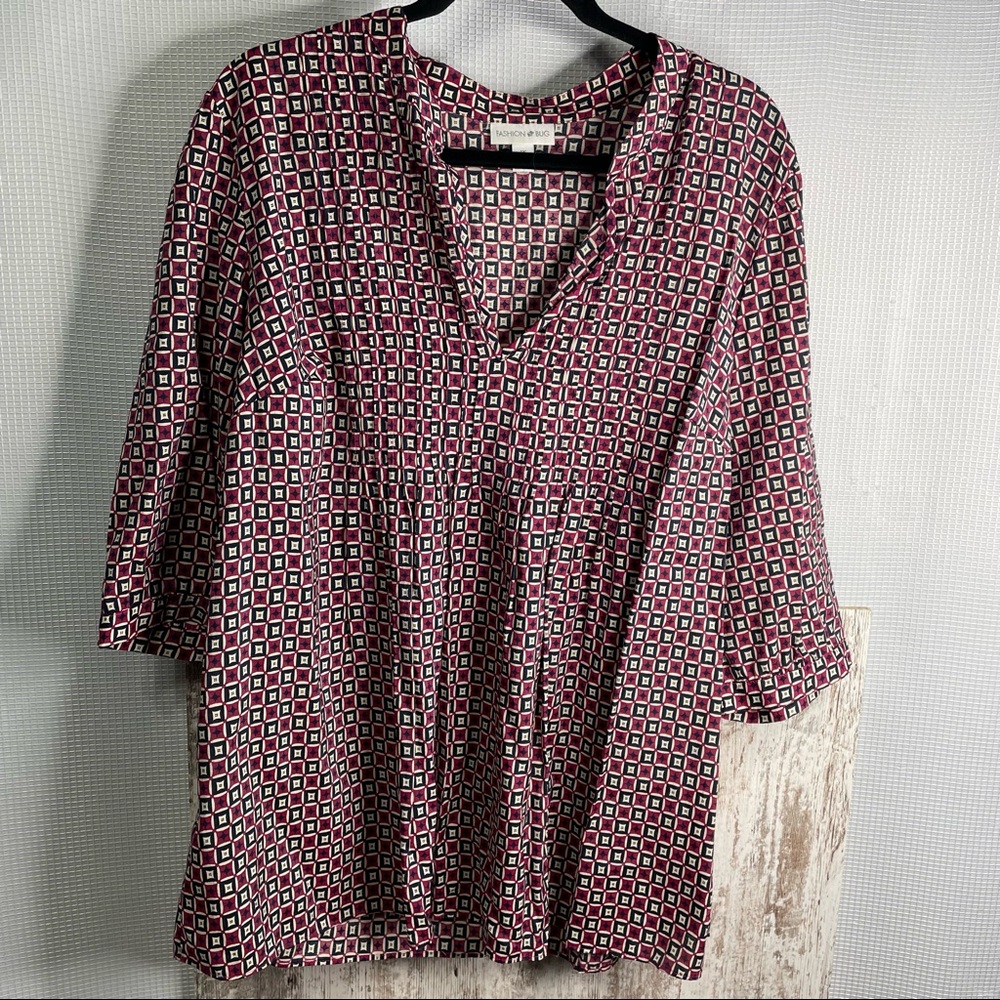FASHION BUG QUARTER SLEEVE POPOVER GEOMETRIC TOP SIZE 1X